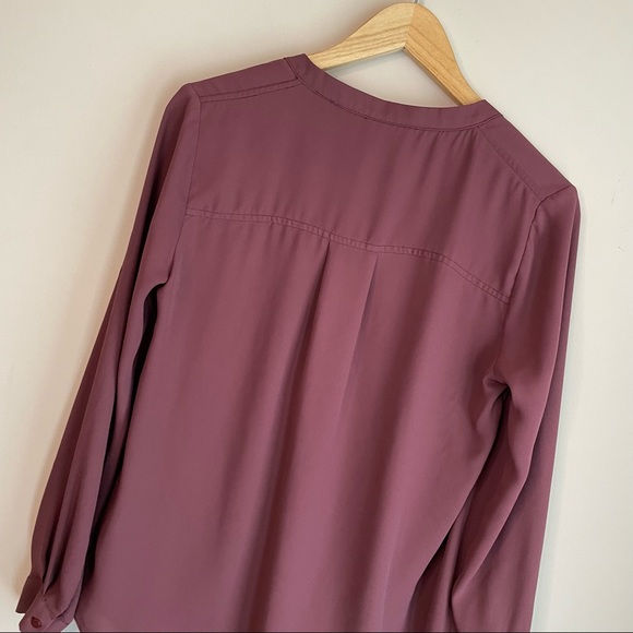 Maeve Purple V-Neck Faux Wrap High Low Pocketed Top - Picture 7 of 7